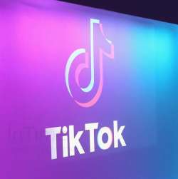 Vivo U10 Tik Tok Ringtone Poster